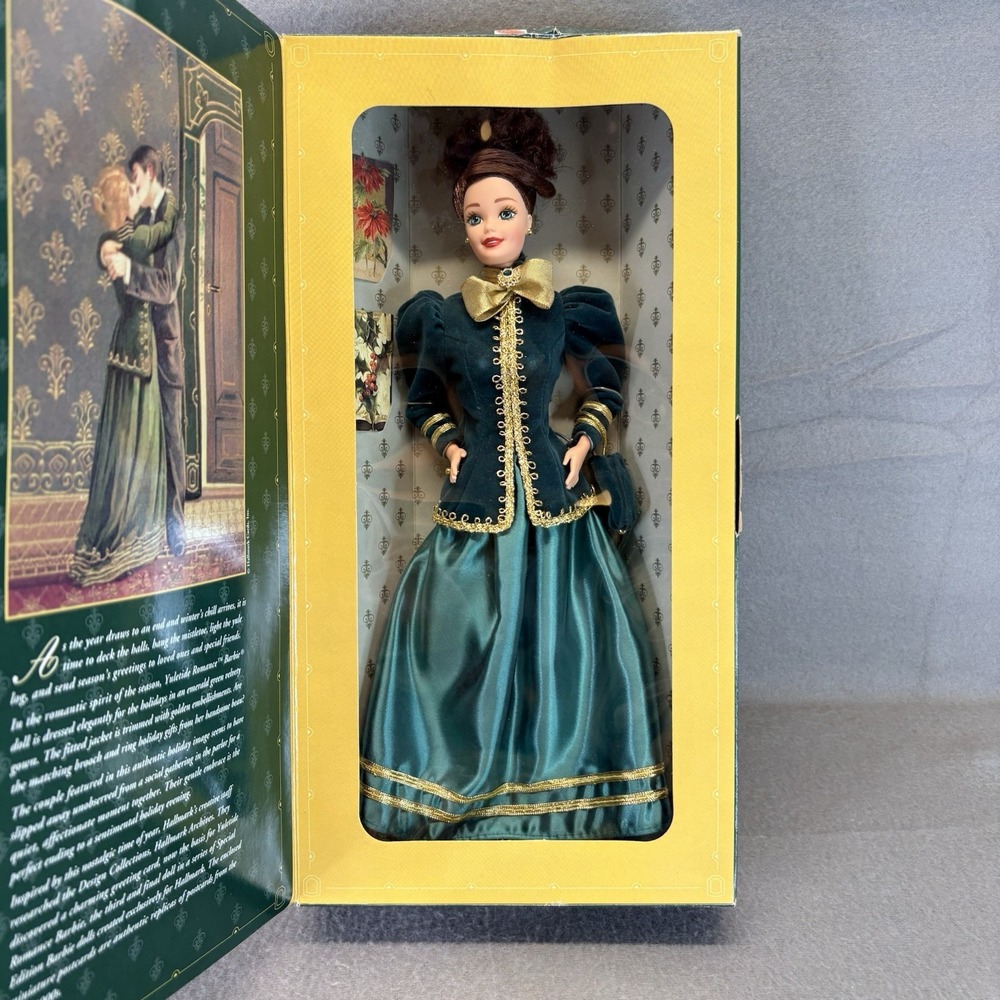 1996 Hallmark Special Edition Yuletide Romance Barbie Doll MIB